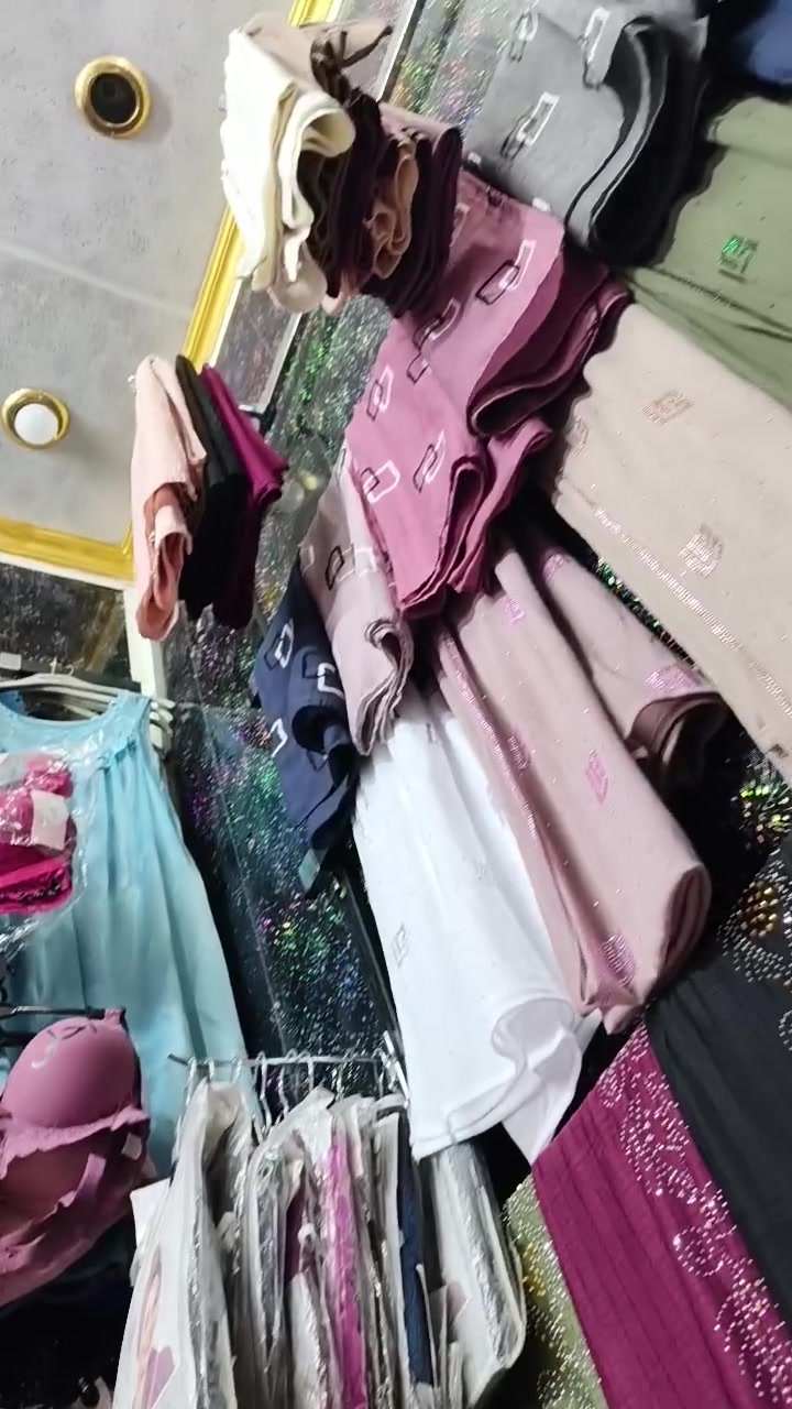 السلام عليكم محل للبيع هو وغراضه بسؤك شلال بالقيصريه الشراي
يدخل خاص


**إذا كنت صاحب هذا الإعلان وتريد حذفه لأي سبب، رجاءا أرسل رسالة إلى الدعم الفني**