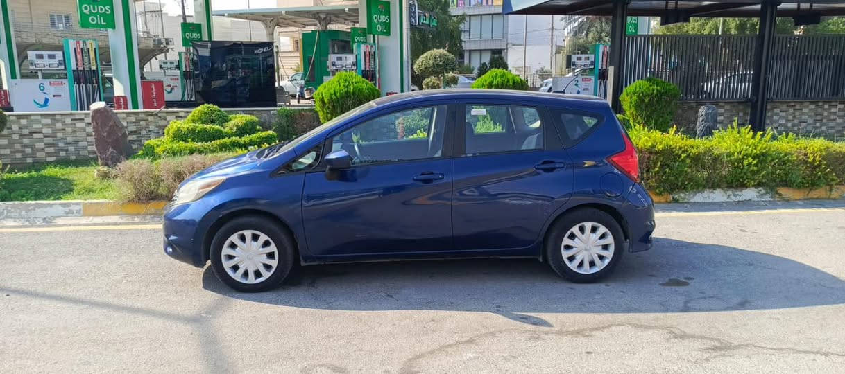 فيرسا نوت 2017
وارد امريكي حادث بالخارج 
قطعتين  جامرلغ مبدل  تجاري 
وبالعراق  حادث قطعتين جامرلغ وباب السكن  شوية منه مثل بالصور 
الباب مرشوش 
السيارة محرك  كير مكفول حدادية كاملة لا دواخل ولا اير باك 
السنوية جديدة 
رقم سليمانية شمالي 
 طالب عليها ٩٥ وبيها مجال  للشراي 
العنوان كركوك 
التواصل على رقم  او وتساب ***********
