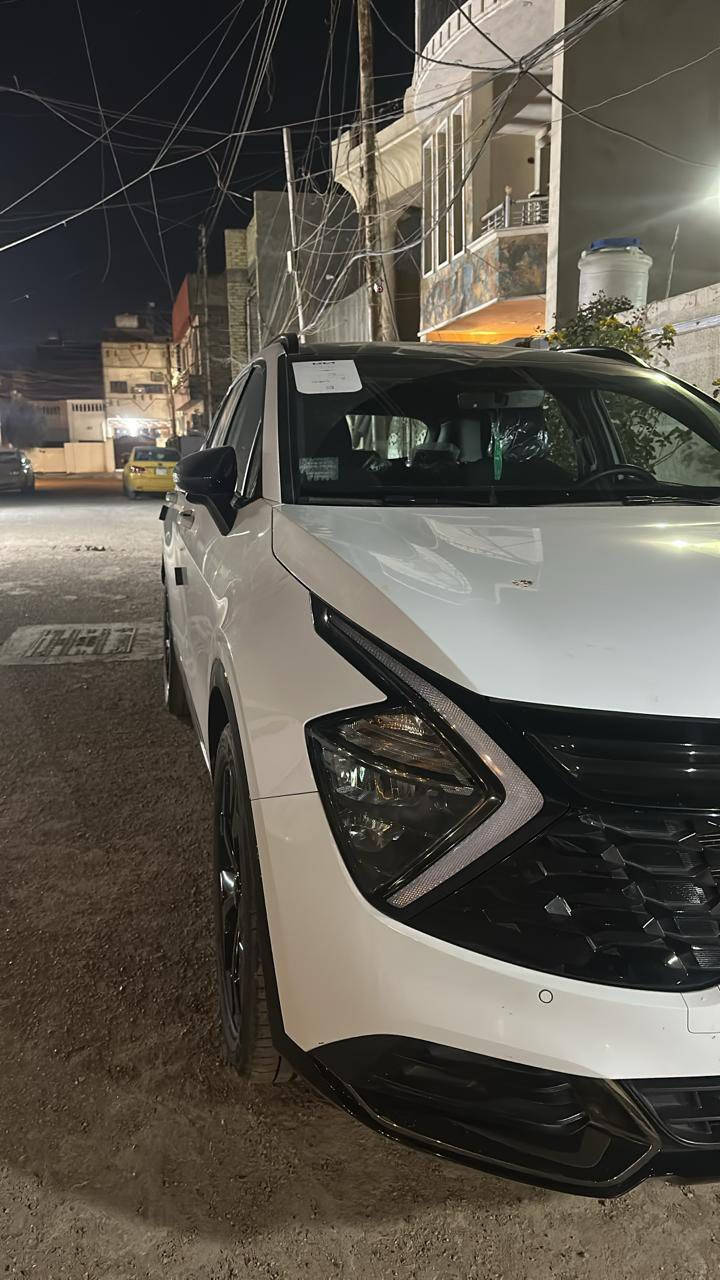 السلام عليكم للبيع السعر 255
كيا سبورتج 2025
بلاك ادشن Black Edition
رقم بغداد الجديد  باسمي تحويل مباشر
مكفوله كفاله عامه من الدعاميه للدعاميه كفاله المكان بغداد
ماشيه 5000  كيلومتر فقطط
مواصفات الفول 1/1 كل مواصفات السبورتج خليجي موديل  2025
سعة المحرك 2.0Lمرتبط بناقل حركة أوتو  حساسات اماميه و خلفية لايت زينون + LED
كشافات بك لايت LED حجم الاطار ماسحة خلفية اريل نفكيتر  بصمة تشغيل عن بعد فتح الصندوق كهرباء  دشلول شاشة Apple Car play كاميرا دوارة  المقاعد جلد + الداخل زيتوني حركة المقاعد الأمامية كهرباء تدفئة المقاعد الأمامية 
تدفئة المقود Drive Mode فحص أنظمة السيارة  حساسات ضغط اطارات 
مقود جلد حياكة  شفتات مقود
قطعتين تبريد هاند بريك كهرباء أوتو هولد مانع الانزلاق نظام نزول المنحدرات  اشارة في المرايا الجانبية للتنبيه مخرج منفذ الطاقة Bluetooth 
شاحن هاتف Wireless 
هاتف ***********
