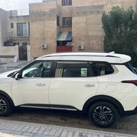 من بعد اذن الادمن (سيارة كيا كارنزللبيع فقط موديل 2024  بيضاء رقم اربي...