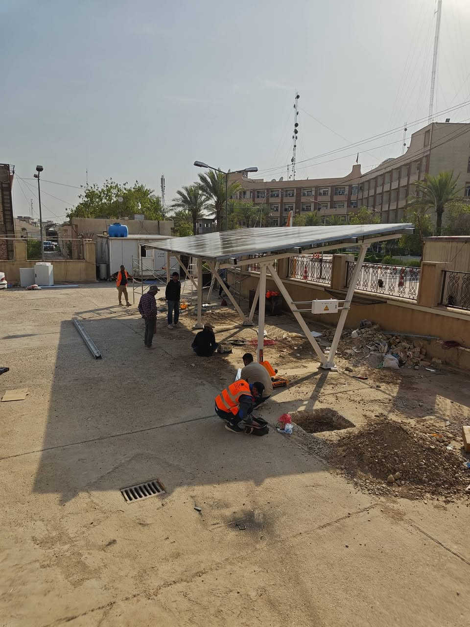 #تنفيذ منظومة بقدرة 70kw 
On Grid & Hybrid 
في وزارة العمل والشؤون الاجتماعية.
#فريق هندسي محترف، يقدم حلولًا عملية بناءً على احتياجاتكم.
#خدمة ما بعد البيع ومعالجة  في الوقت المناسب.
#للتعاقد والاستشارات والتصاميم 
للتواصل معنا.
#الفرع الاول : ديالى- بعقوبة قرب الأسواق المركزية 
#الفرع الثاني: ديالى -بعقوبة تقاطع القدس-مقابل كلية الرافدين
#الفرع الثالث: بغداد -حي القاهرة.
***********
***********
***********
***********
