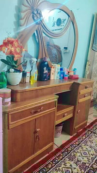 غرفه • ٦ بيبان • بيع مستعجل