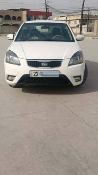 كيا ريو 2012 محرك 14 هزه وسنويه جديده  بدون ضرر فقط صبغ جاملغ الامام ت...