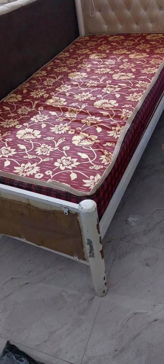 مكينة خياط هيه وميزه للبيع سعره ٤٥  شلت بيت زغير وماعندي مكان دوشك سفنج نفر سعره ١٥


**إذا كنت صاحب هذا الإعلان وتريد حذفه لأي سبب، رجاءا أرسل رسالة إلى الدعم الفني**