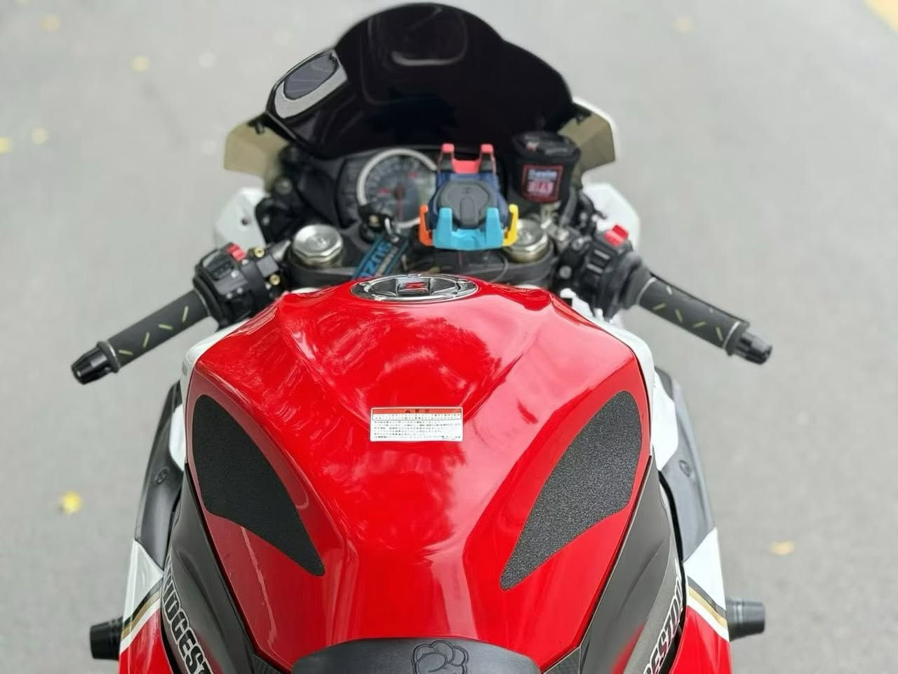 GSXR 1000
2011
55ورقە🔒

✅ ضمان محرك وقير – بدون أي حادث
✅ الدراجة موجودة خارج البلد

🚢 مدة الوصول إلى السليمانية:
⏳ من 45 إلى 90 يوم بعد الدفع

📞 أرقام التواصل:
 • ***********
 • ***********
 • ***********

‏‎📢 تنويه مهم:
أعزائي الكرام، جميع الدراجات النارية الموجودة خارج البلد تصل خلال 45–90 يوم.

أعتذر إن كانت هذه المنشورات قد سببت إزعاجاً أو مشاكل لبعض الأشخاص 🙏

💼 لمن لديه شركة نقل في الصين أو اليابان:
يمكنني إرسال الدراجة النارية مباشرة إلى شركتكم،
✔️ جميع الدراجات بأسعار أرخص
💰 اقل : 500$ فقط
وبالمناسبة، الأسعار حقيقية وصحيحة.

أعلم أن بعض الناس تفاجأوا من الأسعار،
وأؤكد لكم بإذن الله سأحاول جعلها أرخص قدر الإمكان 🤝

🌹 شكر خاص لإدارة الكروب
کروپ فیسبوک https://www.facebook.com/share/g/1D8xBUZevA/?mibextid=wwXIfr
🎥 تابعونا على تيك توك:
‏👉 https://www.tiktok.com/@madeinjapan919
‏👉 https://www.tiktok.com/@samuraiskill1

📌 يمكنكم متابعتي على تيك توك لمشاهدة أحدث الدراجات
