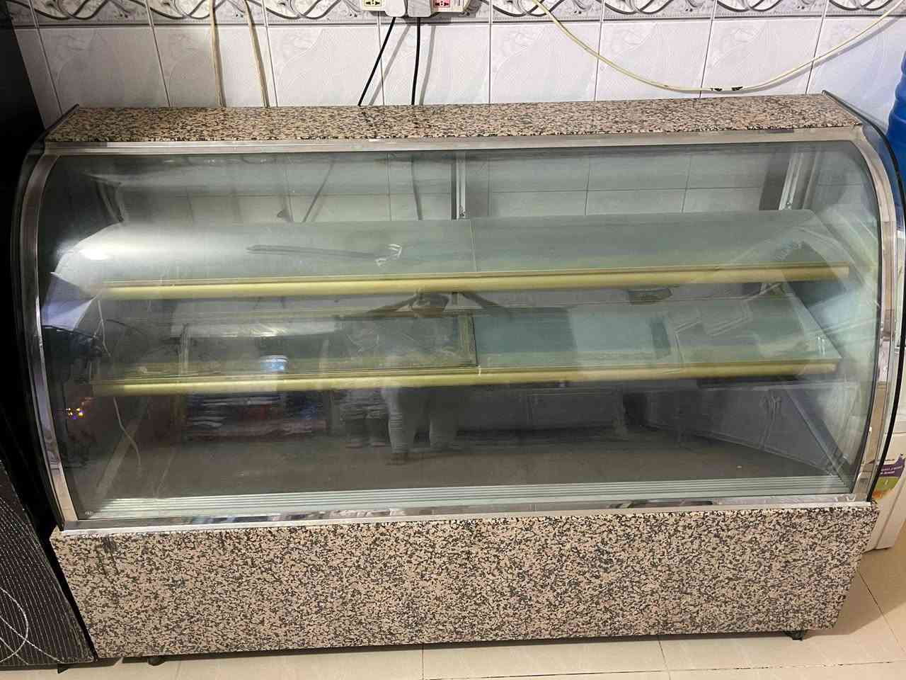 السلام عليكم معمل حلويات للبيع مكان بغداد دوره الرقم***********
