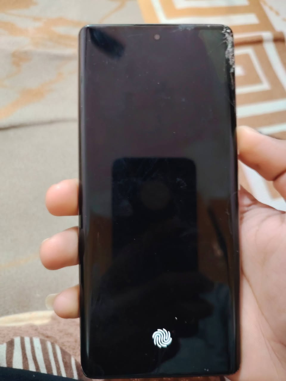 السلام عليكم انفنكس زيرو 30 ذاكره 256 الجهاز مثل ما موضح بل صوره الكامره بيها ضربه بس ما مأثره عل كامره شغاله مابيها شي واكو ضربه بل شاشه موضحه بل صوره هم ما مأثره عل لمس سعر 75 وبي مجال العنوان ديالى الغالبيه ***********
