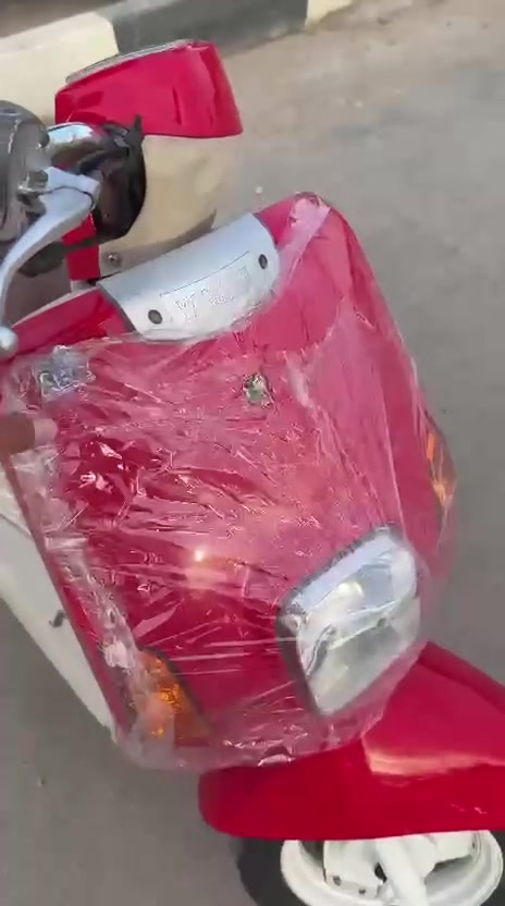 بوليسي حاوية رمبة ماماشيه متر بيش تنباع ب الحاوية أبيعك جوة سعرهه ***********
