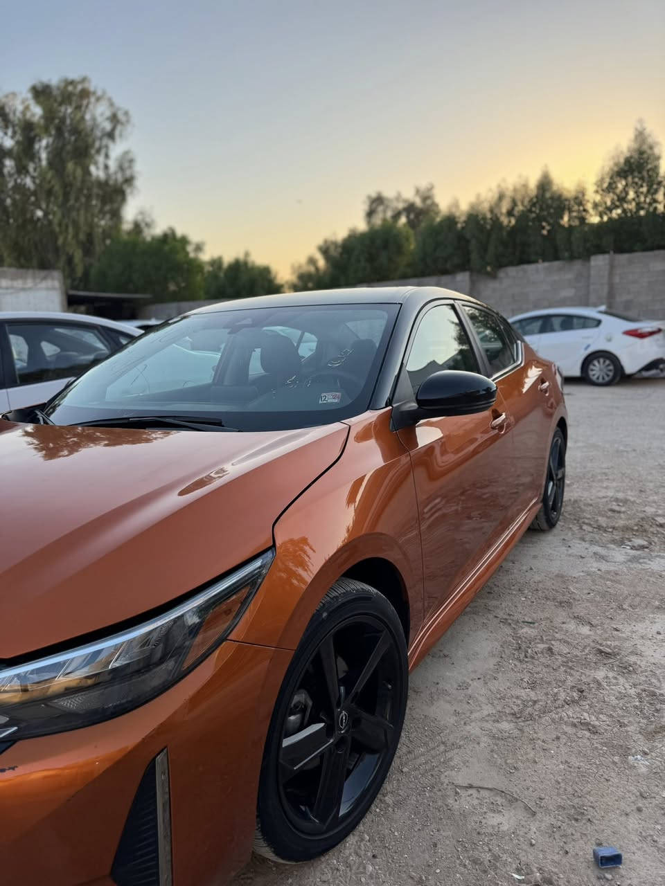 السلام عليكم
سنترا فئة SR تو كلر موديل 24 ماشية 12حادث قطعة واحدة سيارة جديدة  
 للأستفسار ***********
