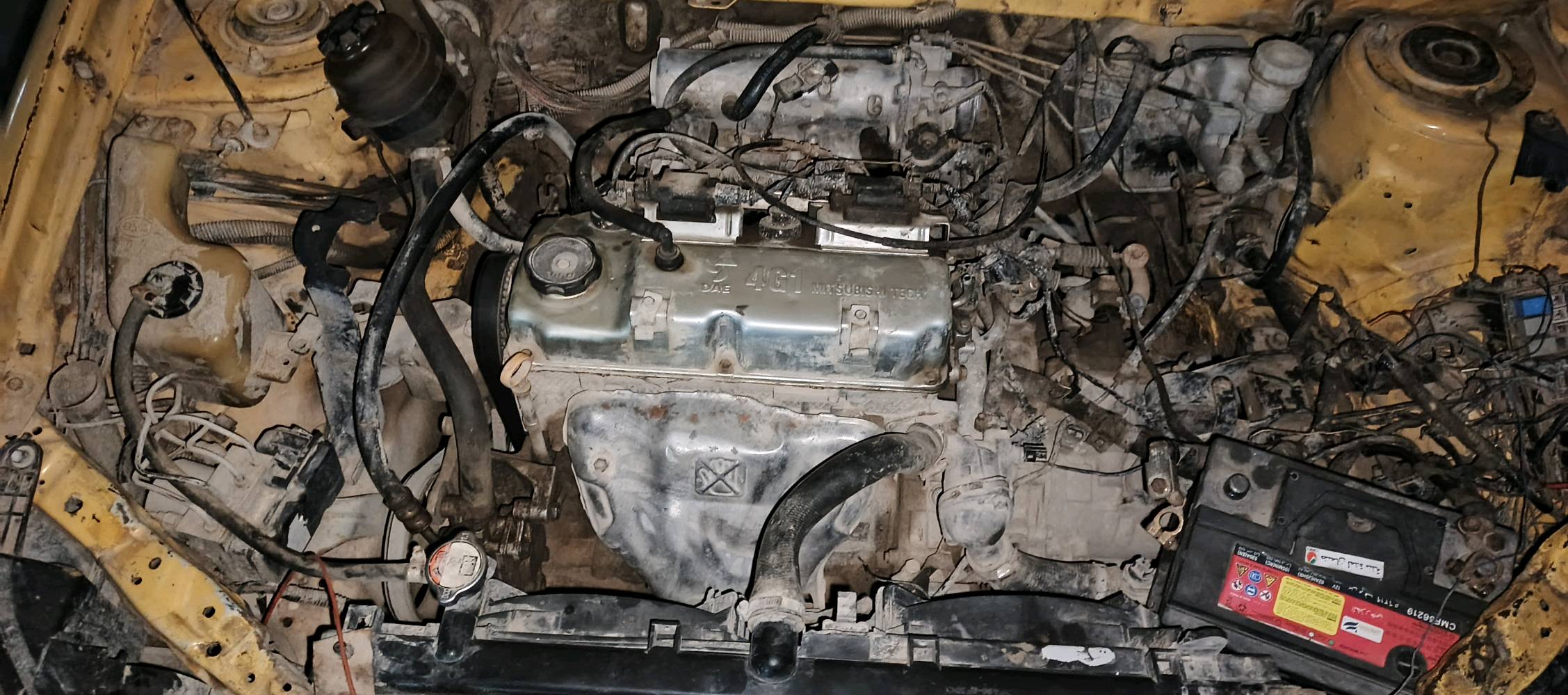 سلام عليكم بي واي دي BYD للبيع موديل 13سياره يرادله ترتيبات بلكهربائيات تعبانه وبيه البوش مال طبله يرادلهن تبديل والمشط مال ستيرن سعر16وبيه مجال ونتفاهم اني وياك على الغرامات 950شلون تريدون نتفاهم بلخدمه مكاني بغداد جسر ديالى وتحويل موجود الي اشتريته منه بسلمان باك وراعيه موجود محرك وكير عادي  مال ميسوبيشي ياباني*********** البيع بسبب ضرف طارئ