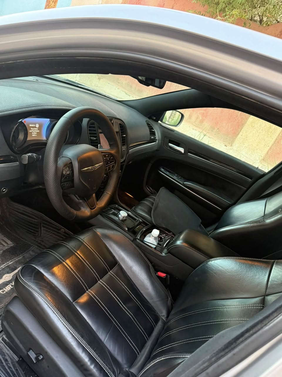 S 300 (اوباما) 

مديل 2018رقم اربيل مداور ثاني يوم 

 وكاله ليث العبيدي

السيارة فول مواصفات

تبريد بالكشنات 

كشنات جلد

تشغيل عن بعد 

وبعد اهواي بيه مواصفات 

سيارة خير من الله 

 ماشيه120  الف ميل

السيارة كفاله عامه فقط كلين بالباب 

السعر 235
مكاني ذي قار الشطره  الشراي يتصل ويدلل

***********
