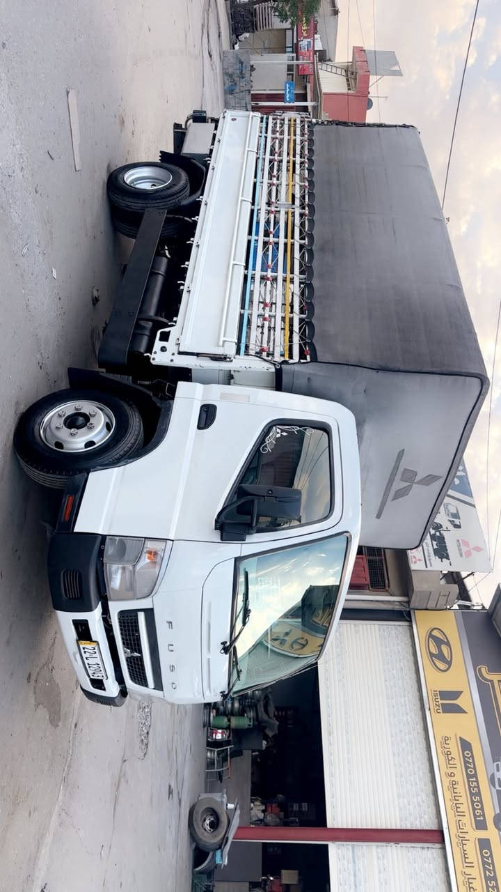 كنتر ٢٠١٧ للبيع  سياره جديد  نضيف 
طايرات ١٧.٥  جديد 
محرك گير اكسل مكفول 
سياره ماشى ٢٥٠ الف 
محجر ورده جلال حداد 
سياره بدون صبوخ 
تبريد شغال بيلادى 
رقم اربيل سنويه لل ٢٠٣٠ جديد 
 

مكان داخل سليمانييه  

سعر ٢٢٠ ورقه بى مجال 

📲***********
