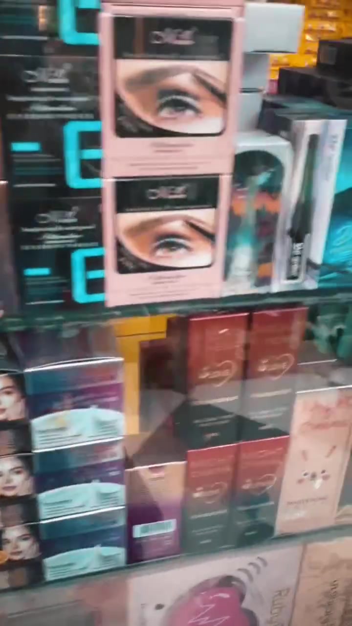 بنات لقيت لكم المكان اللي فيه كل حاجة بنحتاجها من أول الشامبو لحد الميكب والبرفانات. وبأسعار هتبهركم.. شوفوا الفيديو للأخر هقولكم مكانه فين..

#فلوج

#غادة_الفانيليا🌸

#مشتريات_بنات

#عناية_بالبشرة

#مكياج

#منظفات

#مها_البربرى


**إذا كنت صاحب هذا الإعلان وتريد حذفه لأي سبب، رجاءا أرسل رسالة إلى الدعم الفني**
