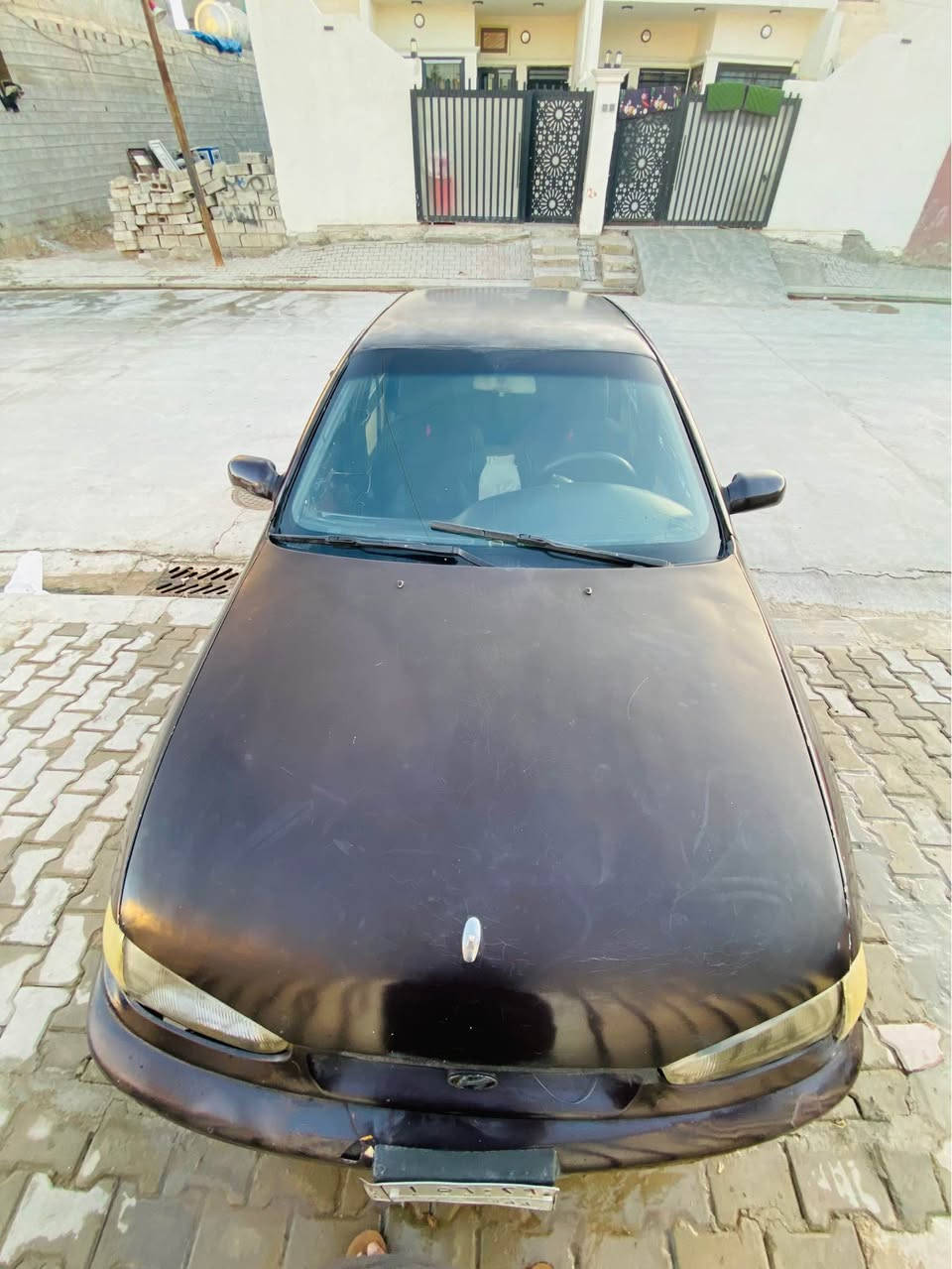 النترا 1993 كير عادي 
محرك 1600 تجفيت جديد صدر جديد مع مشط ستيرن 
بطارية داينمو جديد سلف جديد 
رقم كركوك مشروع وطني كوبون بانزين 
جام كهربائي  تبريد يريد ادامة سعر 27 ورقة وبيهة مجال
*********** Singapore
