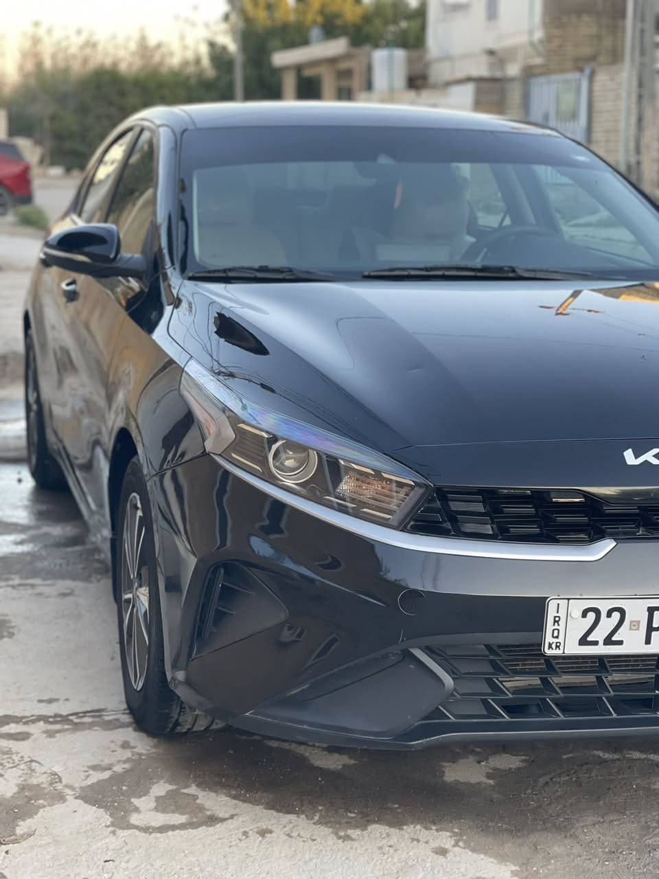 كيا فورتي موديل ٢٠٢٣ دخول جديد ماشيه ٣٩ حادث جاملغ خلفي وربع قبق الجنطة وبارد بالجاملغ الامامي شي قليل بدون دواخل بدون ايرباك داخل عسلي رقم اربيل هزه وسنويه جدد السعر ١٤٣ وبيها مجال العنوان بابل المسيب *********** صور الحادث واتساب
