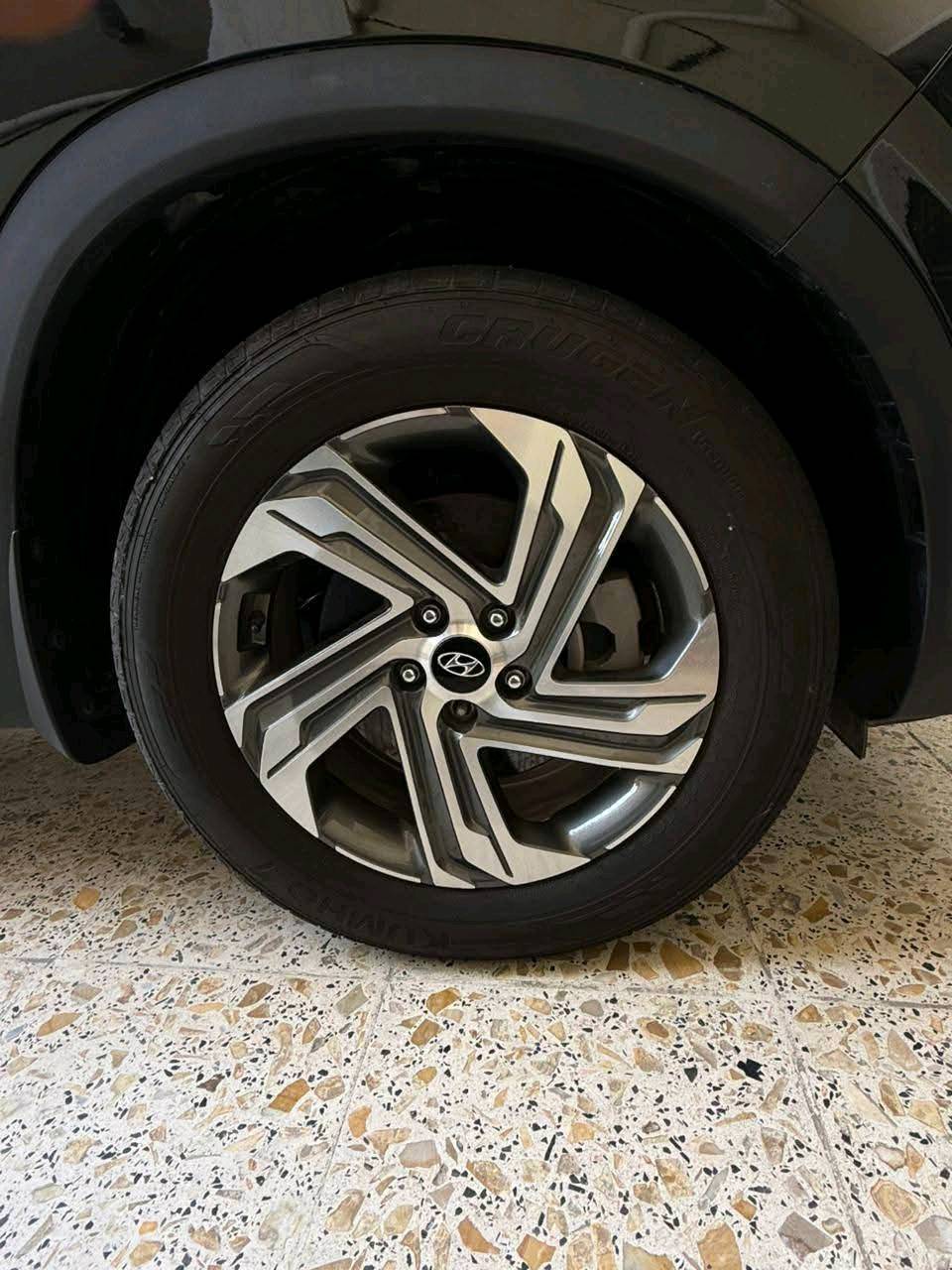 السلام عليكم . سنتافي 2023. للبيع.او مراوس .  بغداد الكاظميه جكوك . السونار موجود بـ الصور