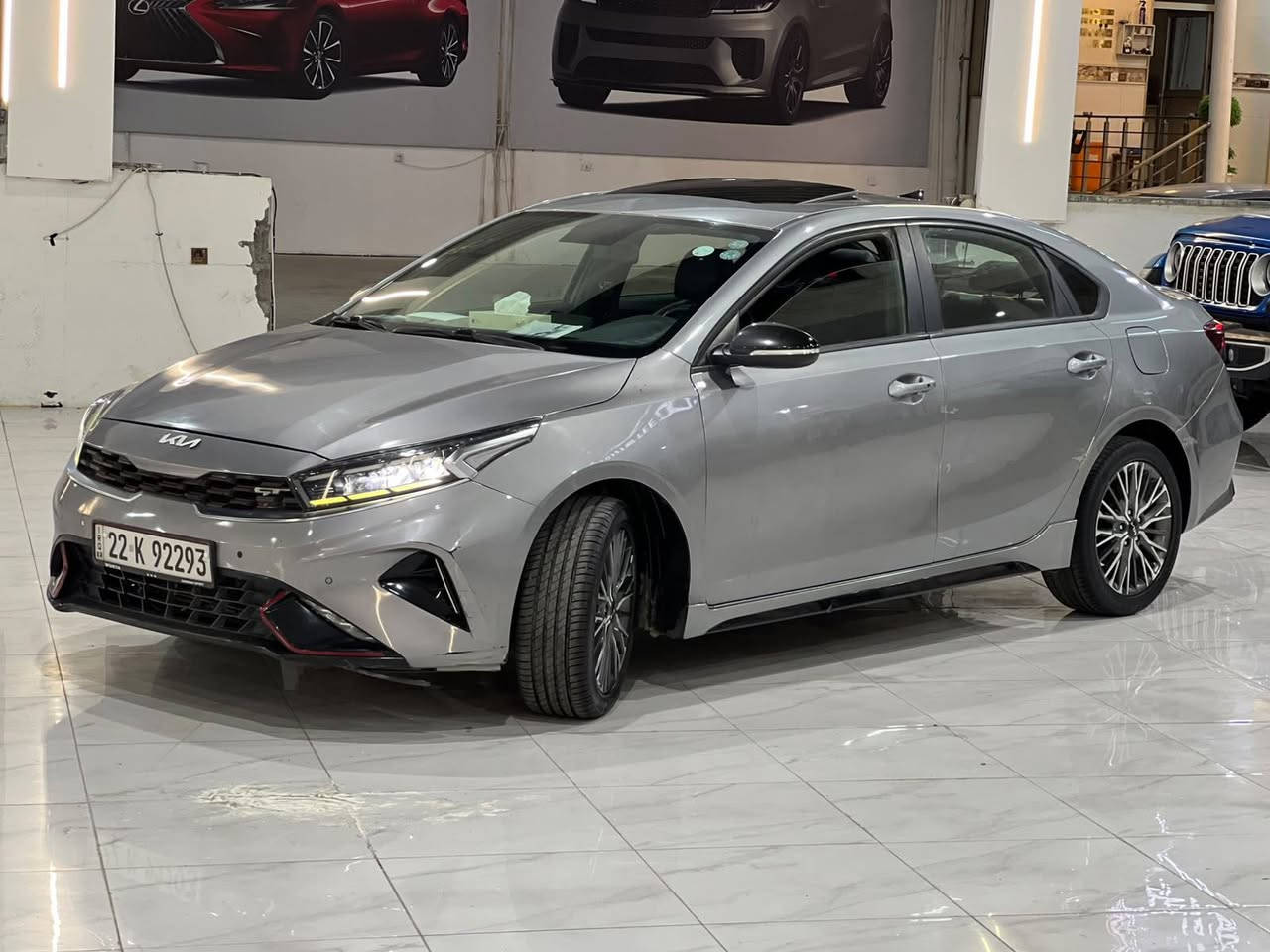 سلام عليكم
كيا سيراتو 2022 GT Line
محرك 1600 دوش بدون توربو 
سعر 128 مجال قليل 
بيها بونيد و جاملغ و نص باب شي بسيط دواخل وتعديل بارد
سيارة رقم اربيل باسمي تحويل بشرط 
ماشية 93000  الف كيلومتر 
مواصفات :
1-فتحة
2-كشن جلد 
3-كشن كهربائي 
4-مراية شفط 
5-شاشة وكامرا 
6-ويل كروم 
7- بصمة ابواب وتشغيل 
8-لايت LED
9-شحن لاسلكي 
10-وضعيات قيادة 
بعد هواي مواصفات
بيع نقد فقط بدون مراوس 
عنوان اربيل 
***********
