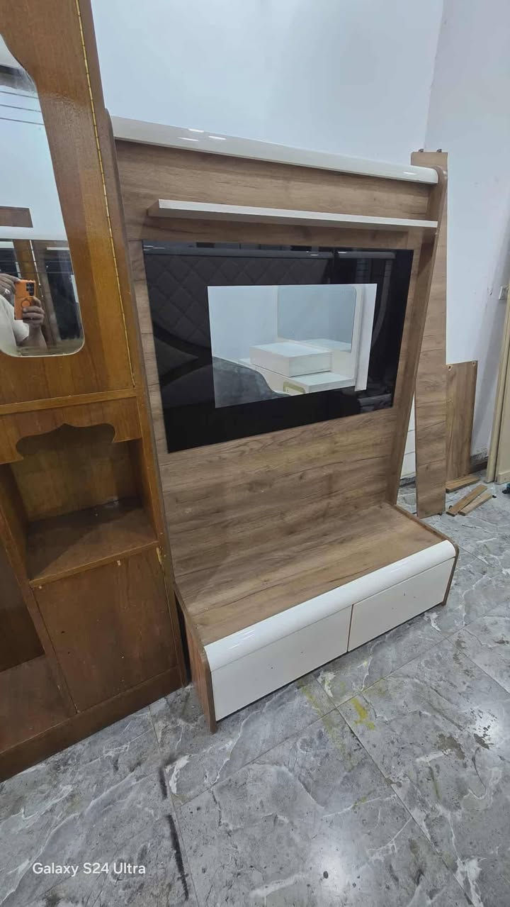 غرفه ضخمه نضافه فول 
9 قطع سعر 650  قفلهه 
شد والنقل داخل بغداد مجاني محافظات بكروه


**إذا كنت صاحب هذا الإعلان وتريد حذفه لأي سبب، رجاءا أرسل رسالة إلى الدعم الفني**