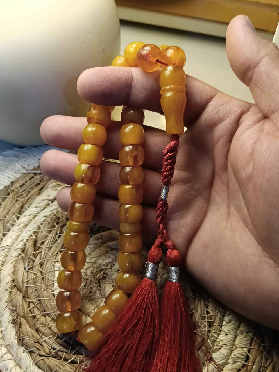 سندلوس باكستاني قديم كصة ذروية 
حجم المسبحة ( كفية ) دون الوسط بغداد, العراق


**إذا كنت صاحب هذا الإعلان وتريد حذفه لأي سبب، رجاءا أرسل رسالة إلى الدعم الفني**