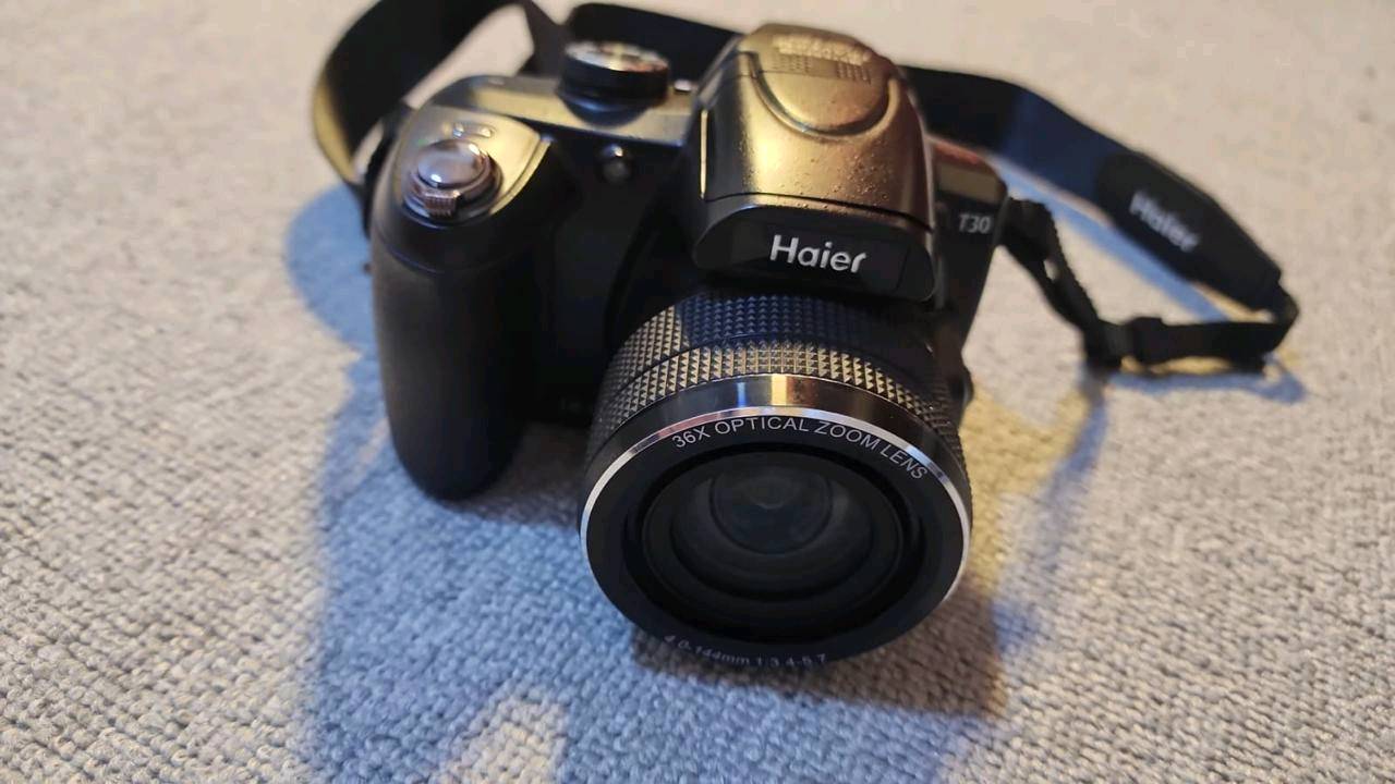 كاميرا هاير ديجتال
دقة 1080
 full hd
السعر 150 الف
