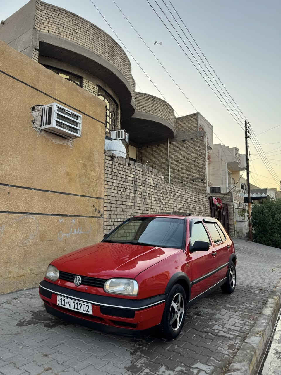 سلام عليكم كولف مديل 92كير عادي مكينه 200تبريد ثلج تخم تاير جديد سياره كل نقص مابيهه كامله سياره بسمي تحويل ثاني يوم مكان بغداد/سعر خاص***********
