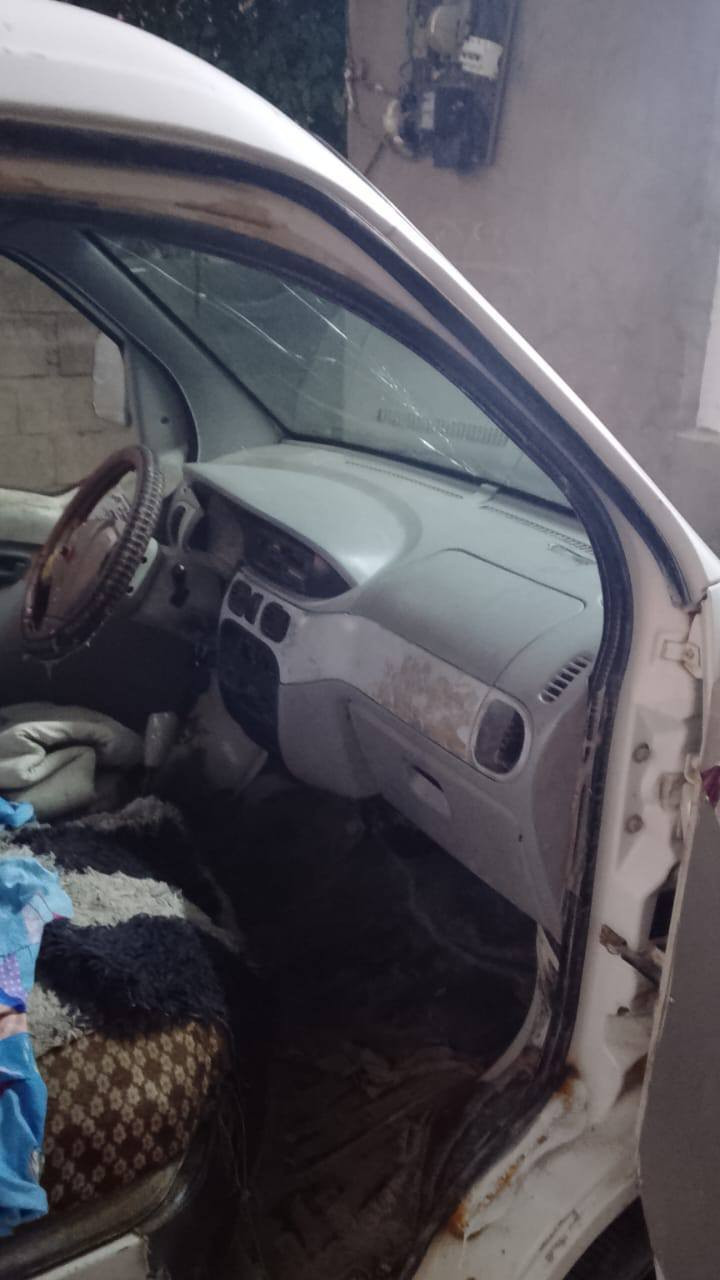 للبيع موديل ٢٠٠٧ السياره نظيفه وحلوه اوراق بيه السعر ١٧وبيه مجال بسيط ***********
