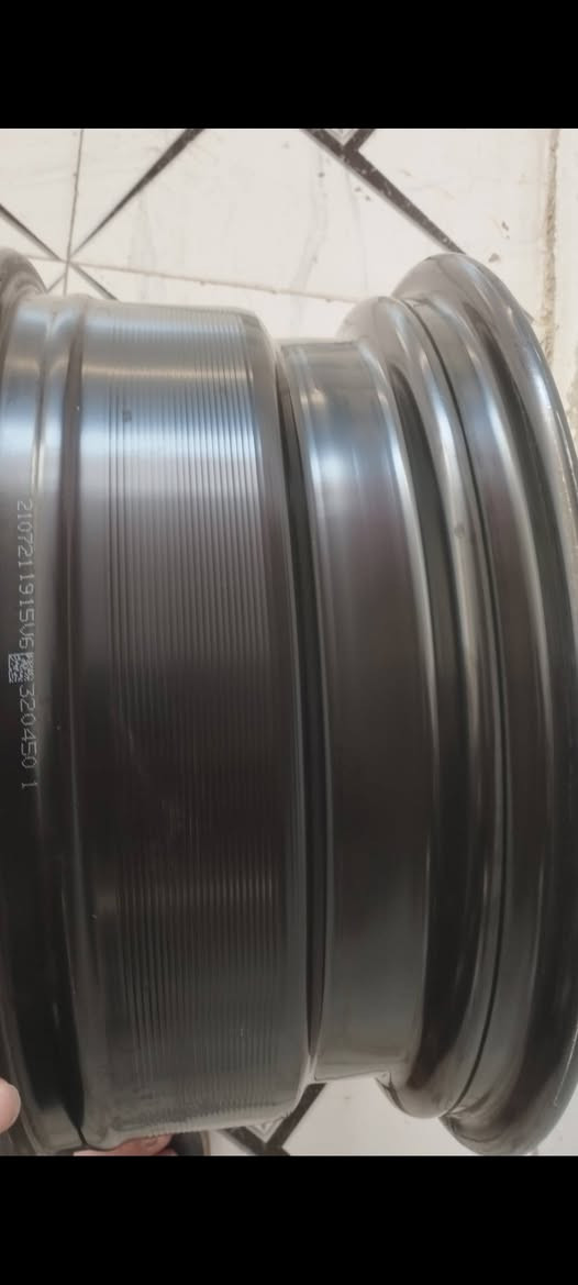 اسلام عليكم اخوان واصل وجب جديد طخم عدد 4 ويل اسود عادي حجم 16 شريكة أصلي وارد امريكي كندي مال كورلا موديل 2022 لا عواج لا تسليح لا كسر صباغ حراري سعر 130 الف عنوان كركوك قادسي أو لا يم نادي سولاف رقم موبايل ***********  ***********
