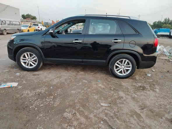 سورنتو وارد أمريكي فقط بنيد بدون دواخل ٢٠١٥ سيارة جديدة بمعنه الكلمه داخل جديد ١٠٠ بل ١٠٠ خارجهه شرط احله من الصور ٧ راكب ٦ سلندر مكينه وكير وصدر نظافة تخم تاير شرط جديد بيع أو مراوس السعر ١٥٧وبيهه حك جيتك العنوان بغداد الكرخ حي الجهاد ***********
