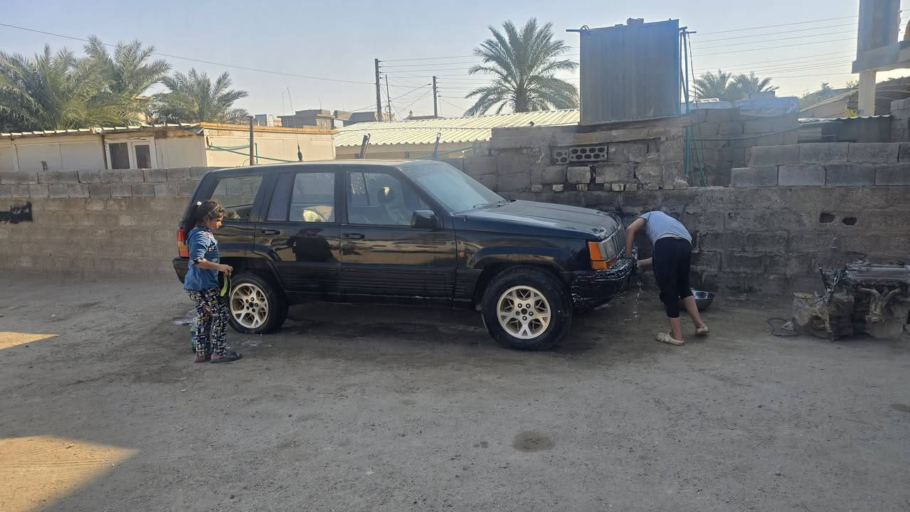 سلام عليكم
جيل شيروكي مصبوغه جديد
رقم انبار اسود دافعه كمرك
كير ومحرك 8ذابهن منه حته احوره
بطه السعر 20وبيه مجال
العنوان الفلوجه
***********
