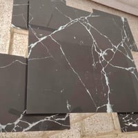 طاولة • للبيع