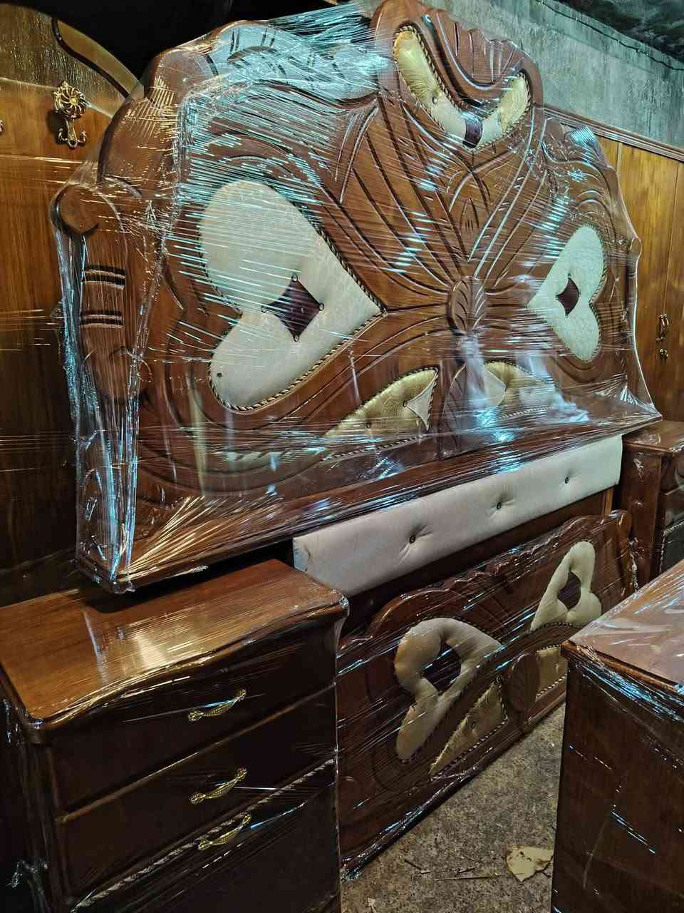 محلات ابوانس المتيوتي باب جديد قرب نادي الفتوى السعر 850رقم ***********
