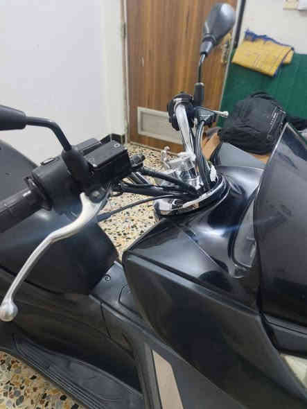 سلام عليكم PCX خمسينيه جيل اول ياباني ☑️ 

كفاله عامه كفر ومكينه بلادي 

حساس ستان ☑️ 

مكينه 125  ☑️  

حساس زدحام ☑️ 
سعره 12 مكاني مدينه الصدر الحبيبيه ***********
