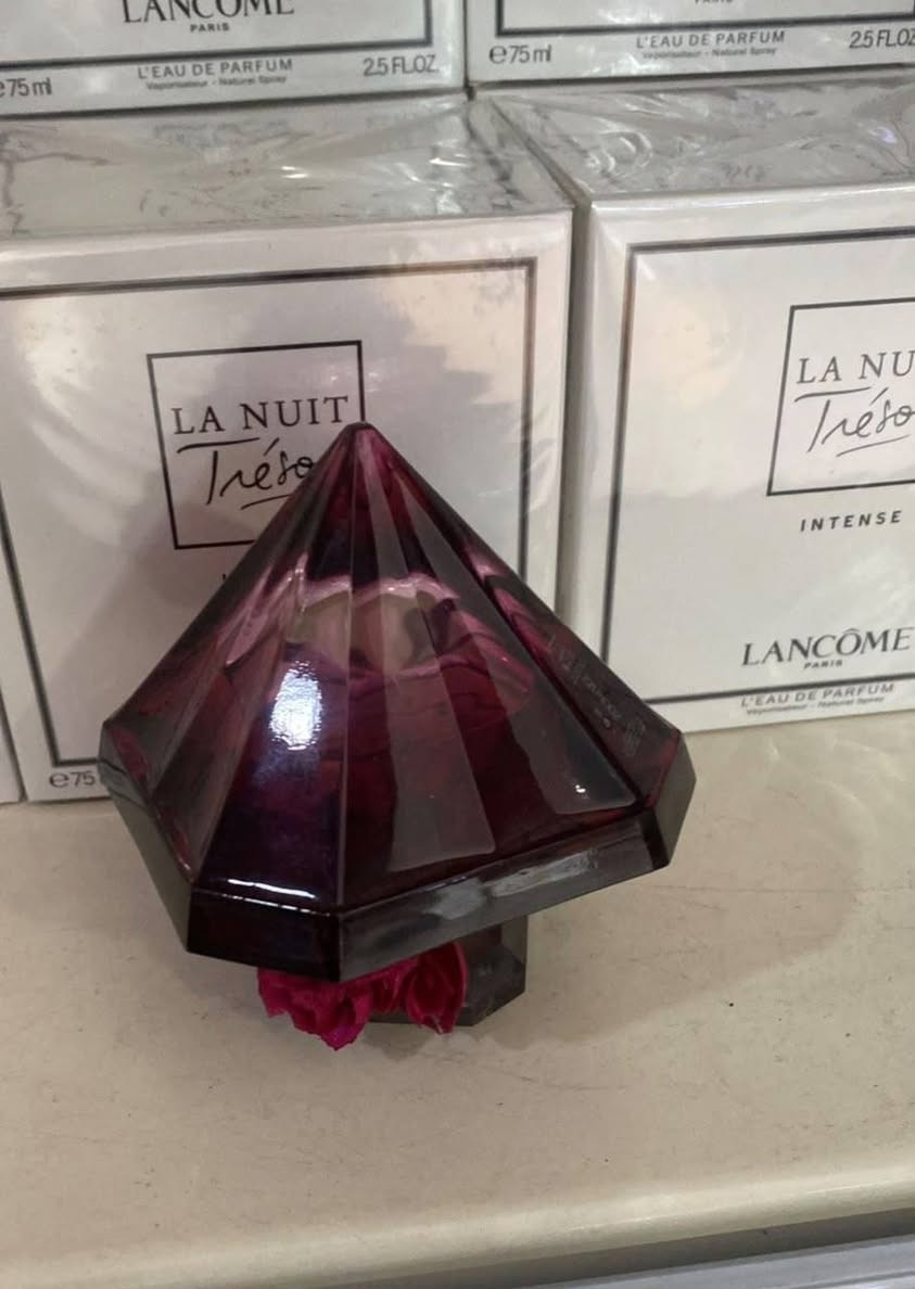 عطور تيستر فقط جمله واتساب ***********
