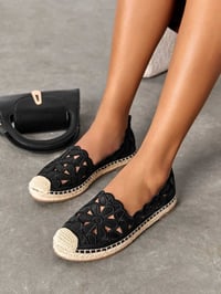 ملابس • قياس 39