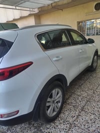 سبورتج للبيع موديل ١٨ ابيض ماشيه ٩٠ كيلومتر لاصبغ ولا تبديل بارد شبر ب...
