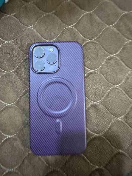 ايفون 14برو ماكس /بطارية80لا مبدله ولا معلايه ذاكرة 128 ما مفتوح كلشي مابيه اخر تحديث الجهاز نضيف كلش بس الضهر مكسور يتبدل ليزر ب30 الف ما ينفتح مكاني شعب سعر 790
رقمي ***********
