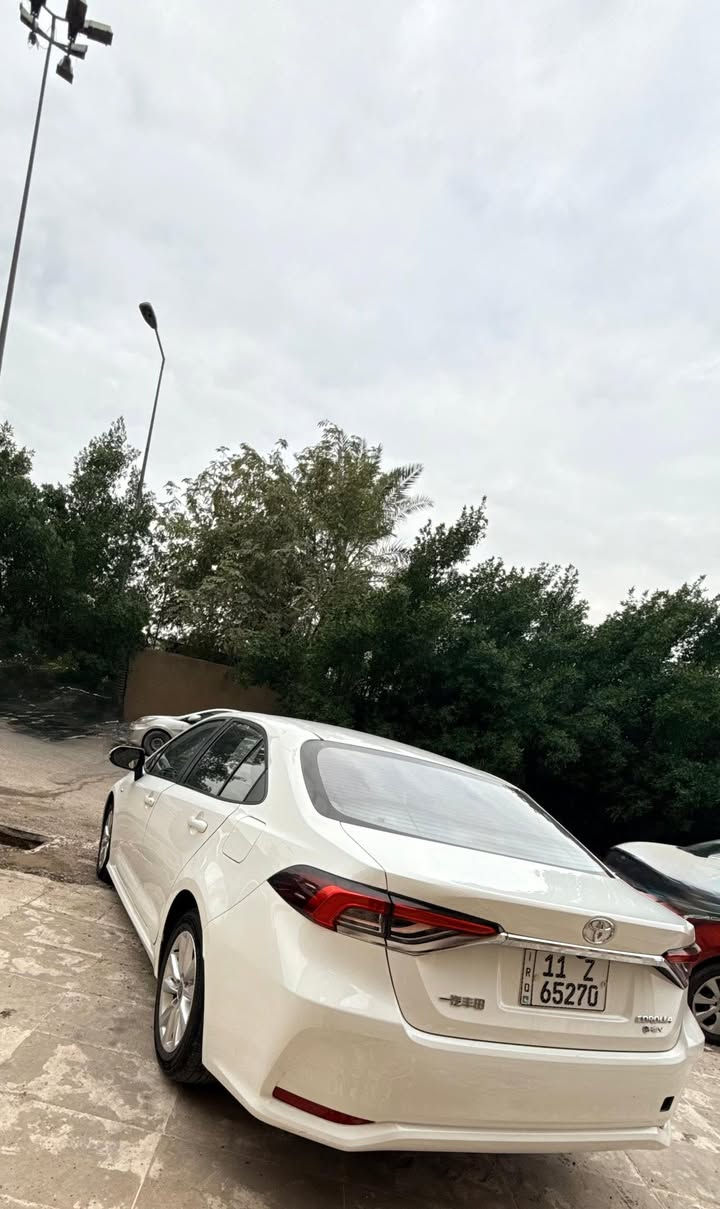 كورلا هايبرد 2025 وارد صيني شكل الخليجي
مكفوله من صبغ والبارد والتبديل فقط شخط صغير بالدعاميه باقي سياره مكفوله
السياره رقم بغداد تحول مباشر 
فول مواصفات
بصمه
فتحه
رادارات 
قياده اليه
محرك علامه زرقاء المرغوب 
كشنات جلد 
فول LED 
شاشه ديجتال
السياره ماشيه ٣١ الف 
بعدها ع وضع الشركة
مكان السياره بغداد حي جهاد 
السعر 144
***********
