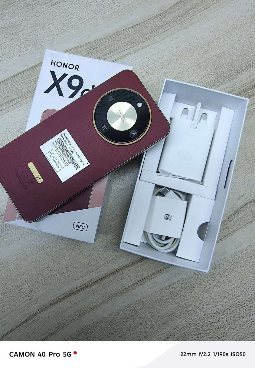 سلام عليكم جهاز هونر اكس 9D  نظافة الجهاز  100/100  الجهاز مكفول من كلشي ومواصفات هذا الجهاز معروفة غراضة كاملة والاصلية  السعر  380 التواصل خاص فقط


**إذا كنت صاحب هذا الإعلان وتريد حذفه لأي سبب، رجاءا أرسل رسالة إلى الدعم الفني**