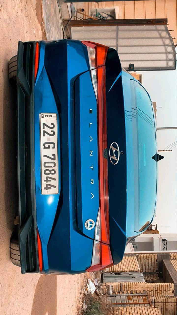 سلام عليكم النترا 2021 وارد امريكي
مكينة 2000 دوش
فول ماعدا فتحة 
رادارات جانبيه اماميه وخلفيه
تحديد مسار
بصمه 
بصمه ابواب 
تشغيل عن بُعد 
شاشه كبيره 
ويل كب
حادث السياره جاملغ وبنيد وايرباك استيرن 
ماشيه 83000 حقيقي 
السعر 127$ قابل للتفاوض 
الرقم : ***********
الموقع: الدوره
