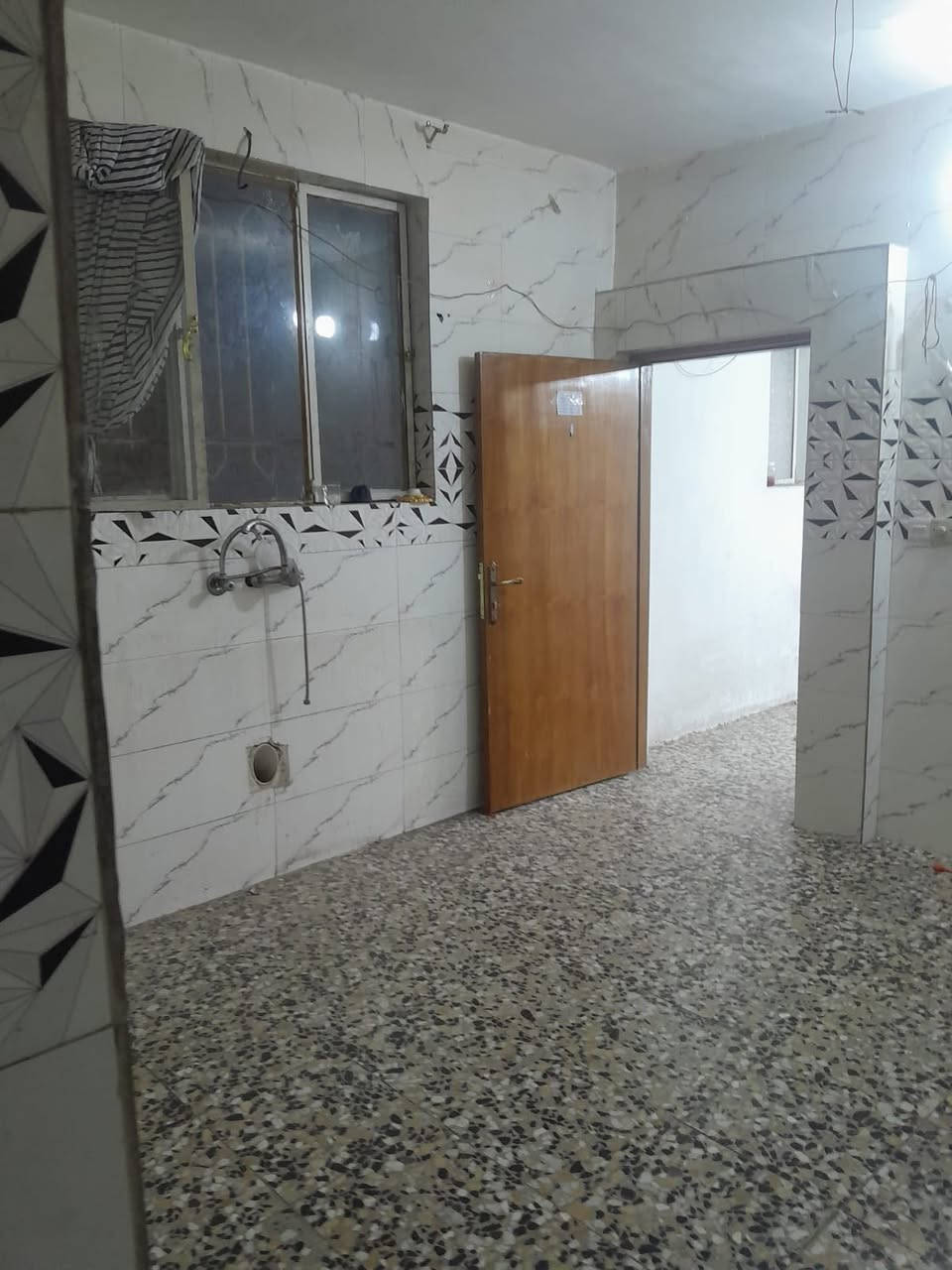 بيت 🏡 للايجار طابق الثاني بالحبيبيه قرب جدا عل شارع العام 🟢معزول للاستفسار مكتب الشمس 🌞 للعقار ***********
