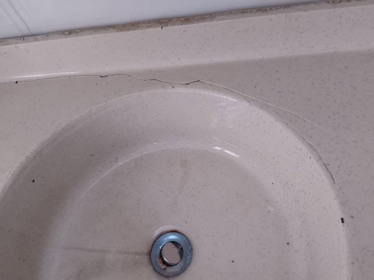 الكاونتر الاحمر 200
الدوشك 20
سله اماعين وياها قفص طيور 25
كاونتر سنك وملحق 100قفل
العنوان /الكاضميه


**إذا كنت صاحب هذا الإعلان وتريد حذفه لأي سبب، رجاءا أرسل رسالة إلى الدعم الفني**