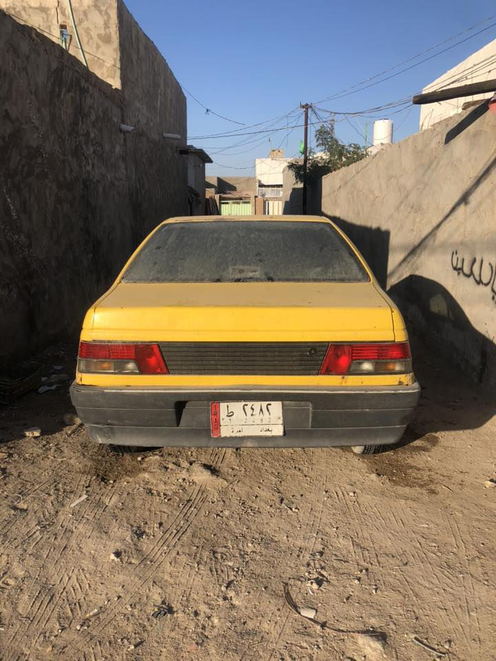 يالله سلام عليكم بيجو. روه للبيع. كير محرك ونجي ناعم. محرك وكير. كلشي مابيهن.  سياره عوزهه بس حداديه ودوشمه. فقط. بدون راعي اتكفلك سرقه وعشاير. سعر. 13وبيهه مجال للطيين /رقمي. ***********
