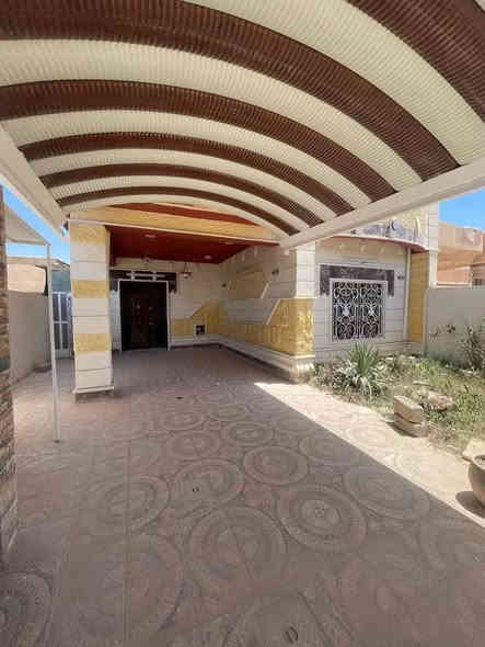 دار للبيع المساحه 300 متر ثلاث طوابق القادسيه شارع الكراج شارع 15 المكان تكريت السعر 200 وبي مجال 
***********
***********
