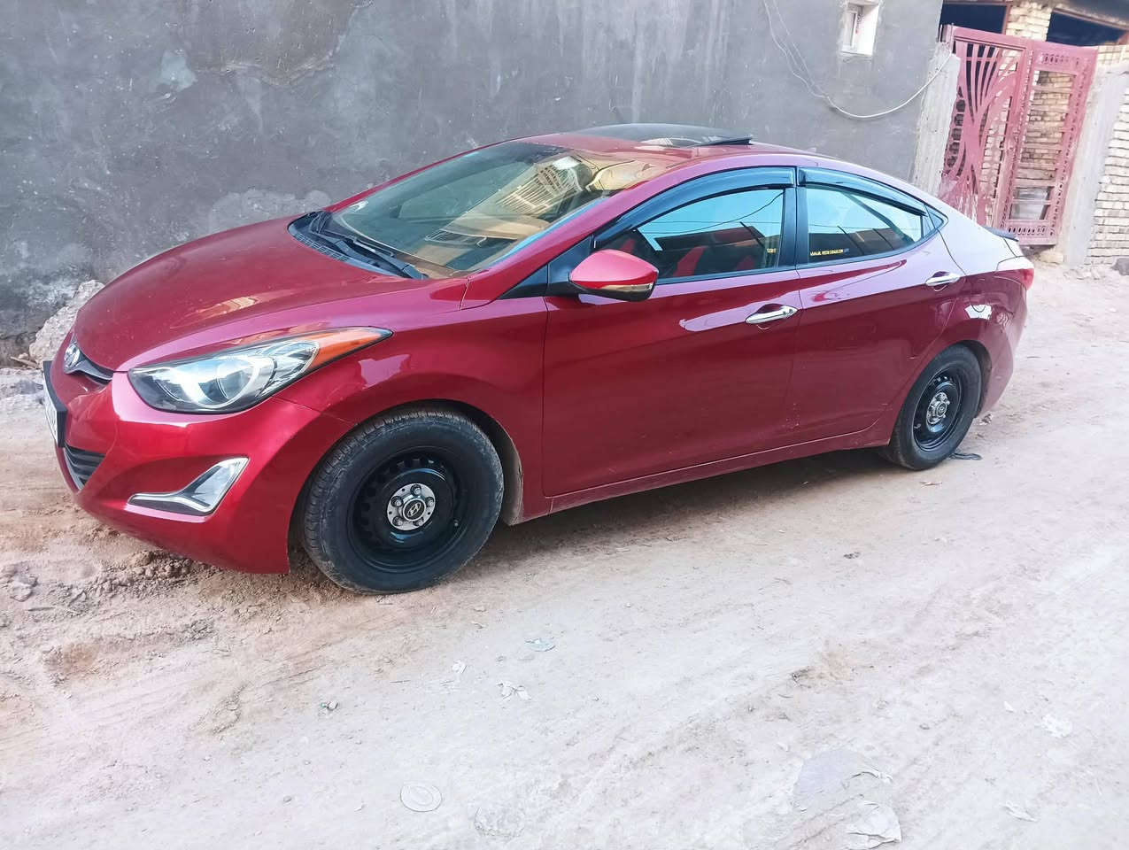 النترا موديل 2012 بصمه ومكينه وكير وتخم تاير مكفولات بيها 3 قطع صبغ سعرها/105 فول واحد على واحد وبيها مجال العنوان شارع 80 رقم بغداد سنويه 28  @‪0773 232 4860‬‏
