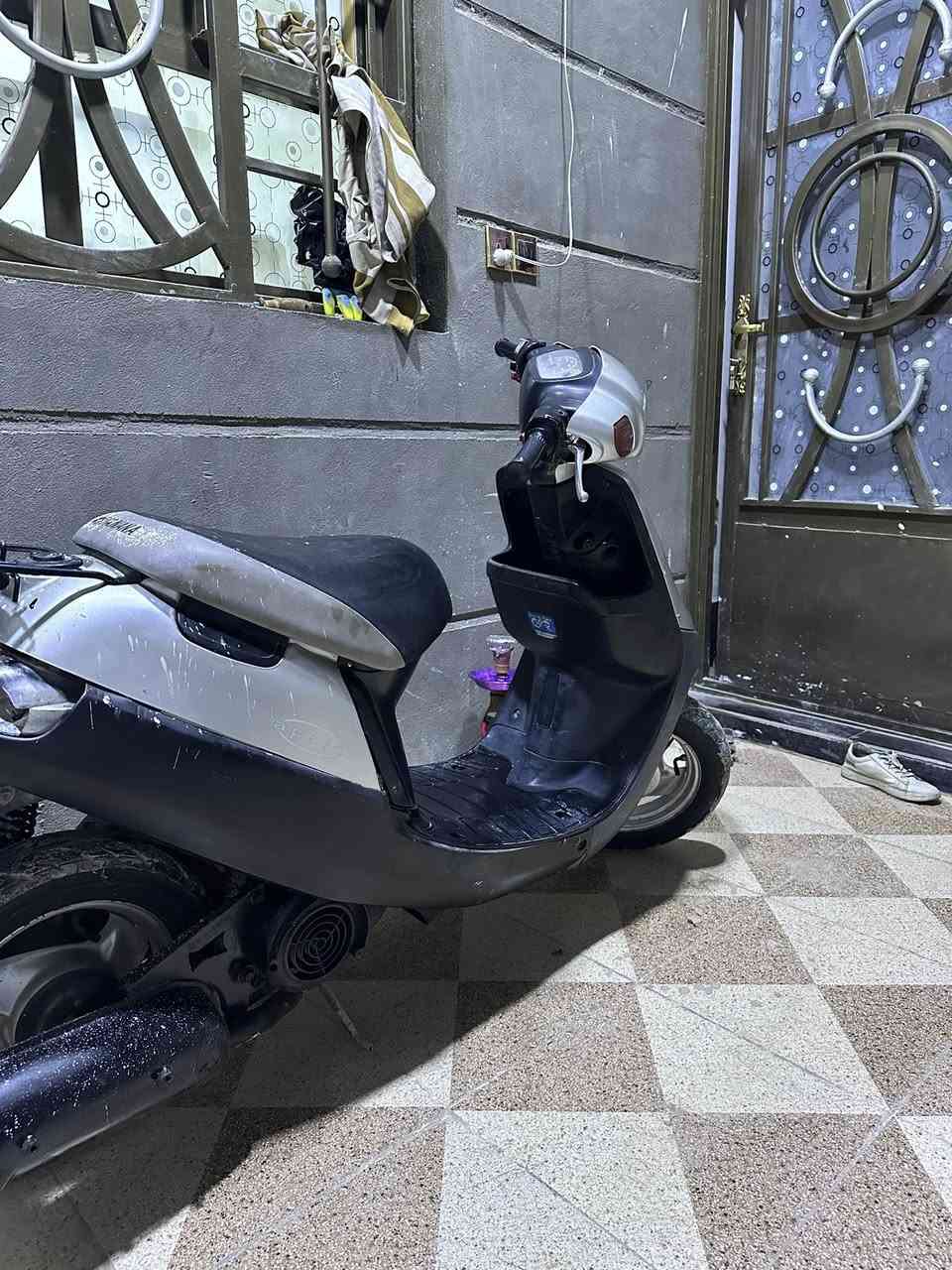 سلام عليكم دراجه بطه للبيع كهربائيات وكلشي شغال بيه شاصي ملحوم لحيم قوي تصعد 2وراك معليه شي سعره 150مكاني كربلاء.


**إذا كنت صاحب هذا الإعلان وتريد حذفه لأي سبب، رجاءا أرسل رسالة إلى الدعم الفني**