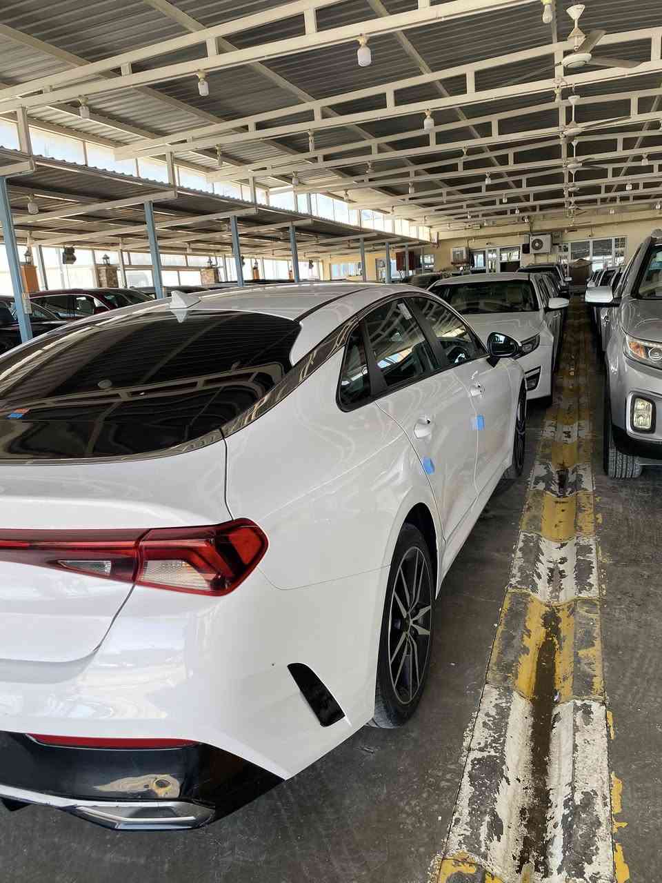 السلام عليكم
كيا K5 موديل 2022 GTLINE رقم اربيل  

المواصفات :  بصمة / تشغيل عن بعد / داخل اسود / كرسي كهرباء / شحن وايرليس / رادارات امامية / رادارات جانبية / اوتو بريك / LED امامي وخلفي / شاشة كبيرة / ويل كب gtline / هندبريك دكمة  / مود درايف / مكينة ١٦٠٠ تيربو / حساسات / دبل صالنصة / وبيهه بعد مواصفات اخرى 

مكاني كوت السعر 145$ مراوس حسب القناعه 

للتواصل والاستفسار. ***********/***********
