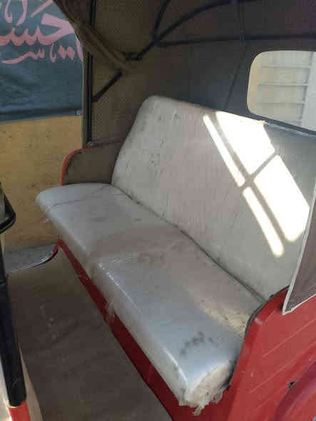 تكتك زيل مديل 18 مكينه باجاج 21 كهربائي كلها شغاله لا تعمير ولا خياس شوفة عينك تكتك حلوه  بلاديه. احله من الصوره  بغداد الزعفرانية    تصال *********** سعر  3/مليون/ وبيها مجال   مع العلم كله باجاج   ///اوراق/// اوراق//(
