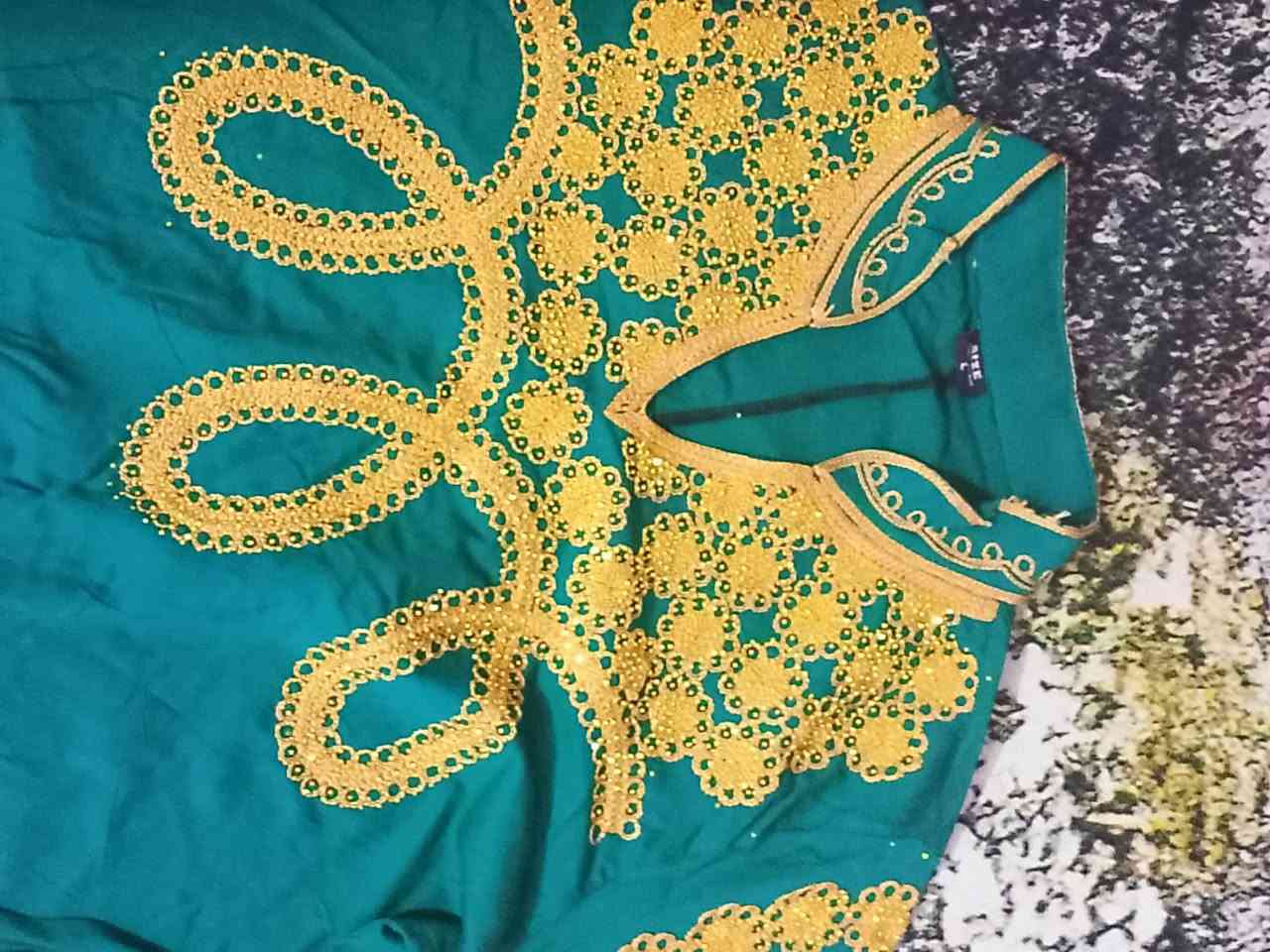 بــنـات اشتريت هاي طلعت صغيرة علية قياس L اكو توصيل الي تريديها


**إذا كنت صاحب هذا الإعلان وتريد حذفه لأي سبب، رجاءا أرسل رسالة إلى الدعم الفني**