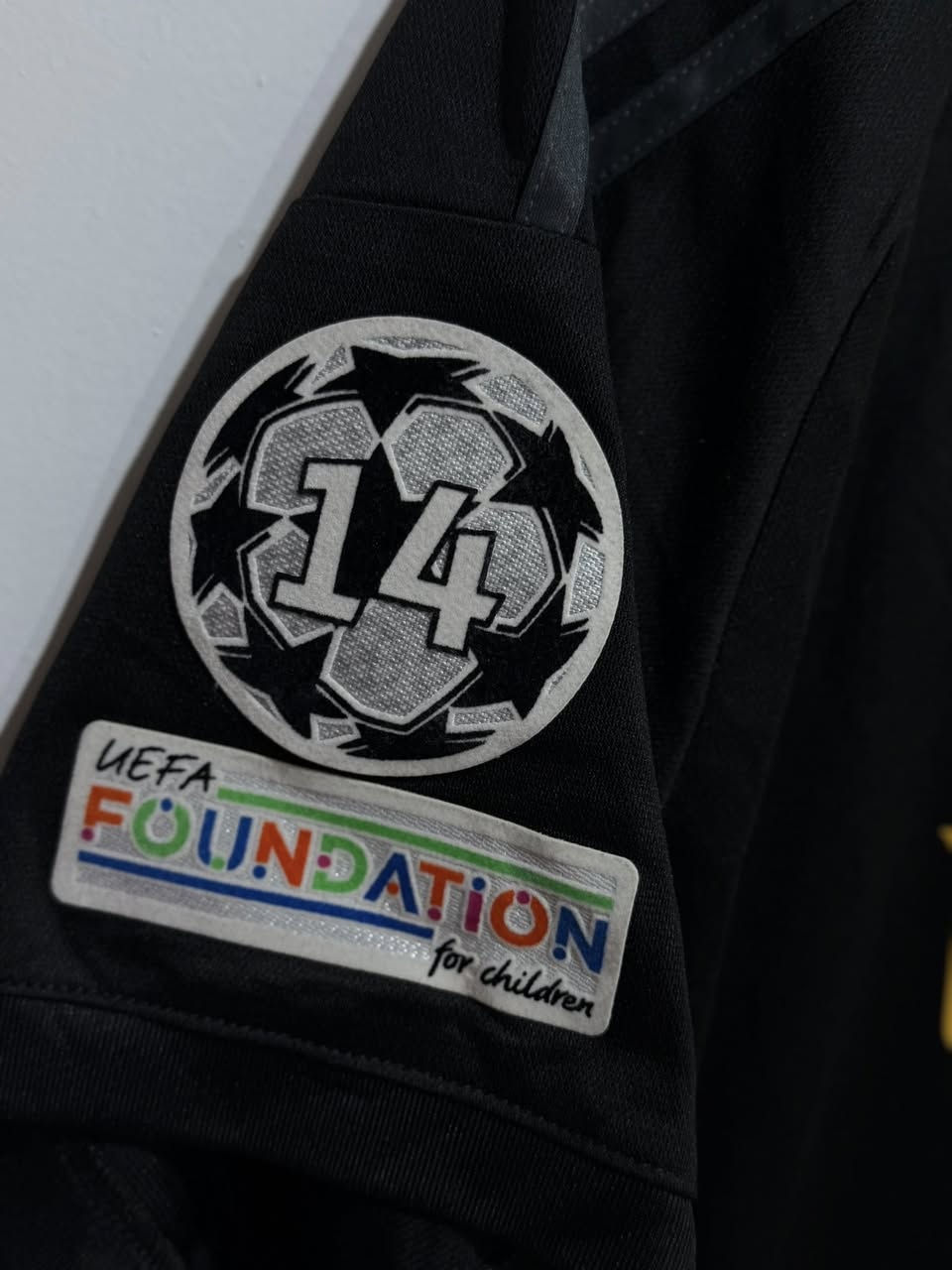 تيشيرت ريال مدريد
لوكا مودريتش 

قياس XL


**إذا كنت صاحب هذا الإعلان وتريد حذفه لأي سبب، رجاءا أرسل رسالة إلى الدعم الفني**