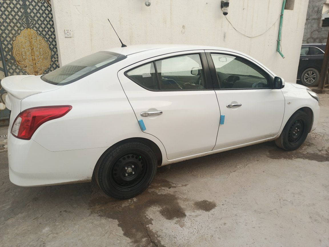 نيسان سني 22 سياره كفاله مدوشمه ارظيه وكشنات حراري سياره رقم اربيل دولي جاهزه من كلشي السعر 110 مكانهه بصره ***********
